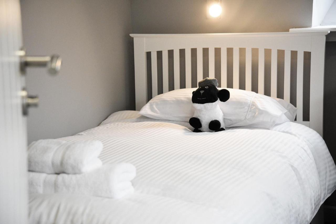 5 Glenconon Bed And Breakfast 우이그 외부 사진