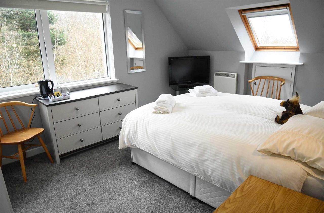 5 Glenconon Bed And Breakfast 우이그 외부 사진